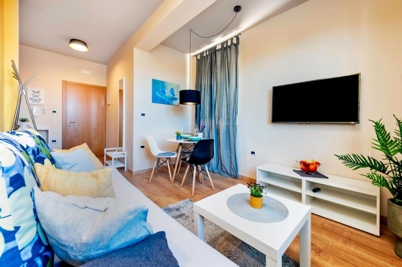 Room And Apartments Antea Ровінь Екстер'єр фото