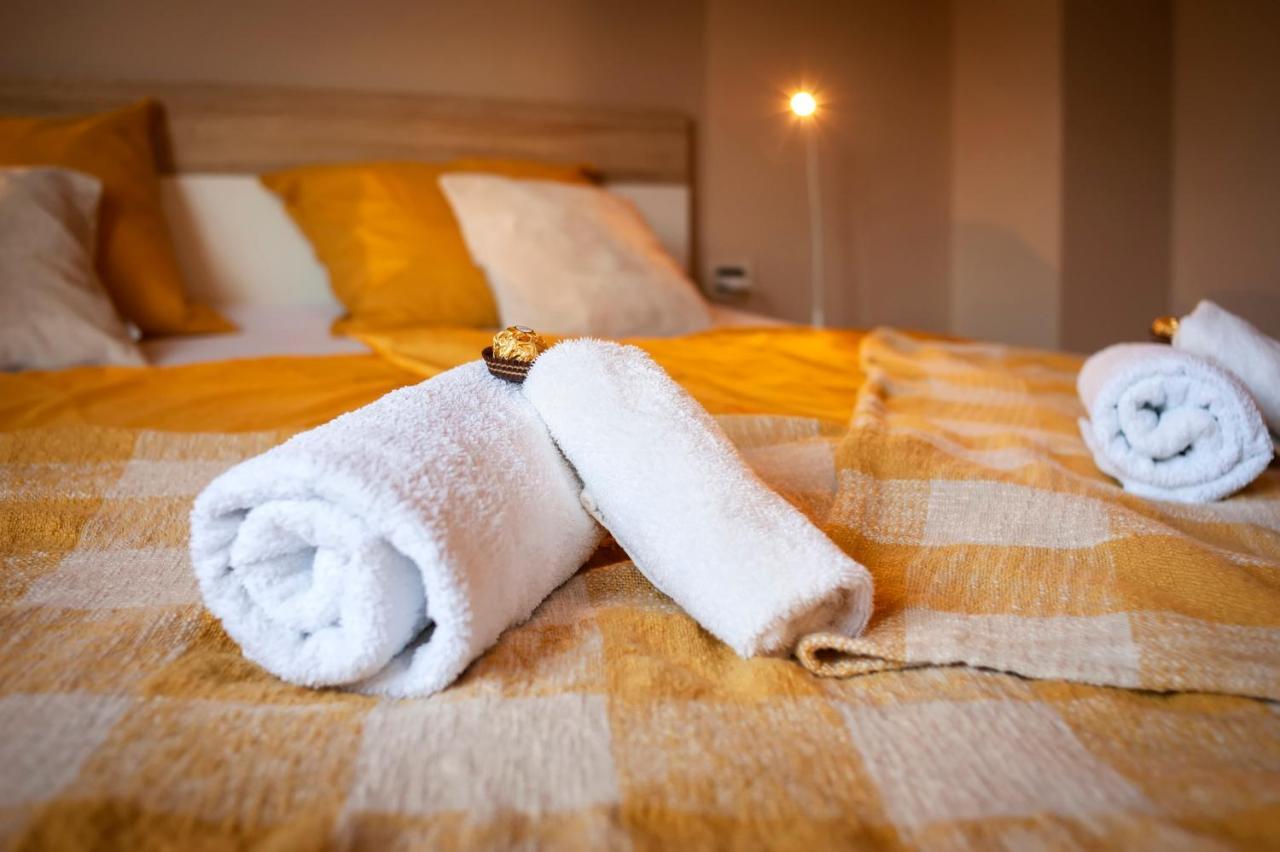Room And Apartments Antea Ровінь Екстер'єр фото