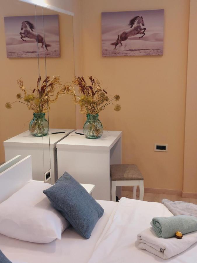 Room And Apartments Antea Ровінь Екстер'єр фото